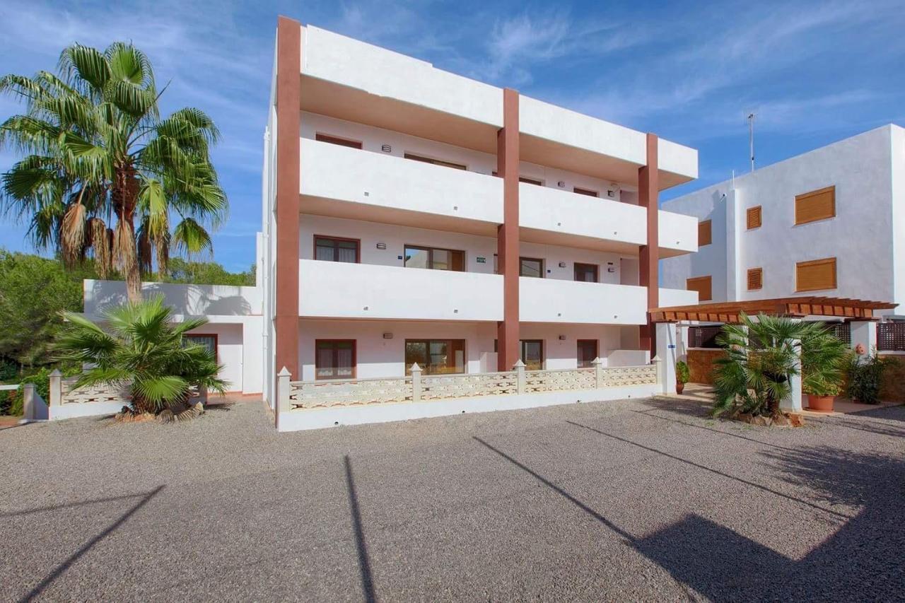Apartamentos Colomar Playa DPlaya Des Figueral エクステリア 写真