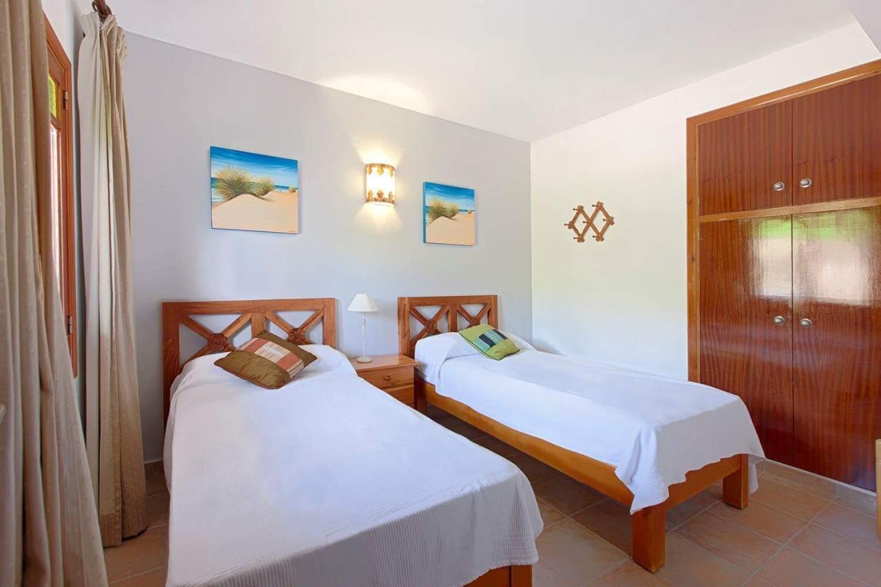 Apartamentos Colomar Playa DPlaya Des Figueral エクステリア 写真